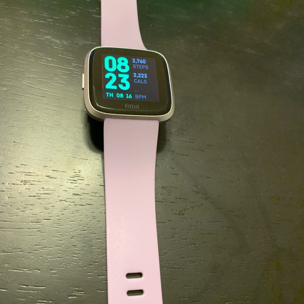 fitbit versa lite smartwatch